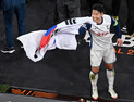 ‘캡틴’ 손흥민, 프로 데뷔 15년 만에 첫 우승…토트넘, 맨유 1-0 꺾고 유로파 정상