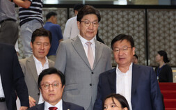 ‘내란·김건희·채상병’ 특검법 본회의 통과…대통령실 “거부권 쓸 이유 없어”