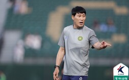 고정운 김포 감독 “체력적 부담 있다…로테이션 선수들 기대” [쿠키 현장]