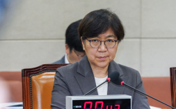 야권 의혹 제기 ‘정면돌파’ 나선 정은경…보건복지 현안 수두룩