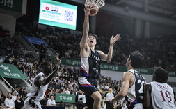 이현중, 호주 대신 일본 B리그행…NBA 도전도 계속