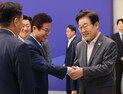 이철우 “경북 지원이 암 이겨내는 큰 선물”…이재명 “암 낫게 해드려야죠”