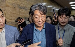 ‘주식 차명거래 의혹’ 일파만파…이춘석, 국정기획위서도 해촉