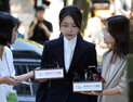 ‘구속 기로’ 김건희, 서울중앙지법 출석…질문엔 ‘묵묵부답’