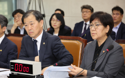 복지부 “지역의사제 도입하고 공공의료사관학교 설립”