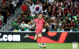손흥민 이어 오현규까지 득점…기세 탄 한국, 멕시코전 2-1 리드