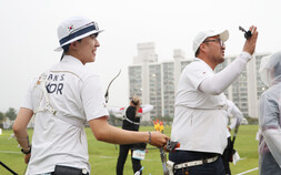 김우진·안산, 혼성 결승전 패배…세계선수권 한국 첫 은메달 [쿠키 현장]