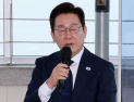 李 대통령 “남북 단절, 정치인들 부족함 때문”