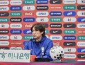 홍명보 감독 “선수들이 브라질전 대패 극복한 게 가장 큰 수확” [쿠키 현장]