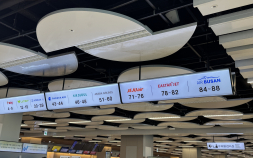 한글 잃은 김포공항...공항공사 “한글 병기 확대하겠다”