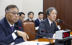 野 ‘중국인 건보 무임승차’ 주장 반복…“통계 오류가 혐오로”