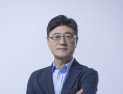 SKT, 신임 CEO에 정재헌 사장 선임…법률가 출신 전문경영인