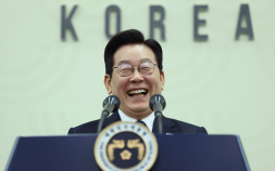 “걱정했는데 직접 만나보니…” 이 대통령, 日총리에 솔직한 한마디 [경주APEC]