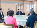 충남교육청, 금산 화재 피해 학생 가족에 위로금 전달