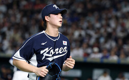 ‘현격한 수준차’ 日야구에 눌린 한국, 4-11 대패…일본전 10연패 수렁
