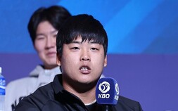 ‘충격 이적’ 강백호, 한화와 FA 100억원 계약 초읽기