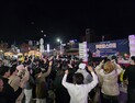 함안 가을밤 수놓은 ‘별별페스티벌’… 주민이 만든 축제, 시장에 활력 불어넣다