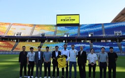 도르트문트, 한국에 첫 공식 아카데미 개설…박주호와 파트너십 체결