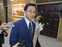 장경태 성추행 의혹…與 “윤리감찰단 조사 진행”, 野 “의원직 사퇴해야” 