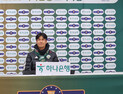 정조국 코치가 전한 진심 “포옛 감독님한테 많이 배웠다” [쿠키 현장]