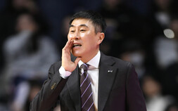 이상민 KCC 감독 “스몰라인업으로 대결…리바운드가 중요하다” [쿠키 현장]