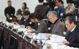 “의사 과잉”vs“최선의 결과”…인력 수급추계 두고 의·정 평행선