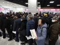 일하고 싶은 어르신들…78% “정년 없애거나 연장해야”