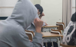 “지원 가능한 의대가 몇 곳?”…지역의사제에 수험생 커뮤니티 술렁