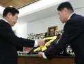 故 이해찬 빈소에 놓인 국민훈장 무궁화장 [쿠키포토]
