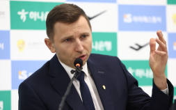 마줄스 감독 “에너지와 팀 스피릿이 제 농구의 기준” [쿠키 현장]