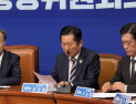 정청래, 초선 이어 중진까지 ‘경청 행보’…합당 내홍 속도 조절 국면