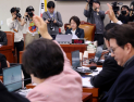 ‘재판소원·대법관 증원’ 사법개혁안, 與주도 법사위 통과
