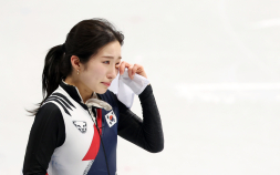 ‘눈물의 銅’ 쇼트트랙 김길리, 첫 올림픽서 1000m 동메달 쾌거…차세대 간판 우뚝 [밀라노 동계올림픽]