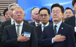 李대통령 “현대차 새만금 9조 투자 감사…규제 문턱 파격적 낮출 것”