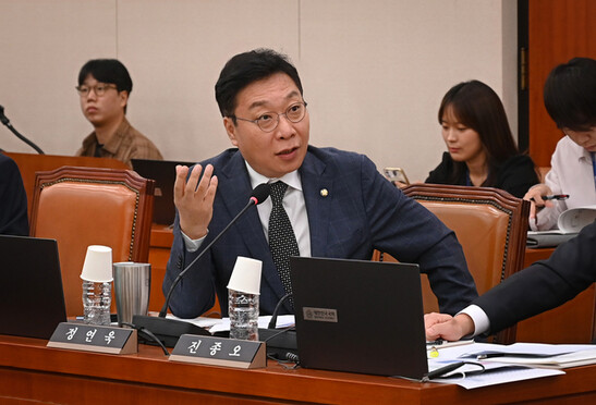 정연욱 의원. 정 의원실 제공.