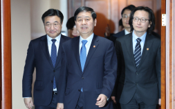 구윤철 “기름값 인상 몰염치…최고가 지정 등 행정조치 나설 것”