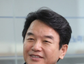 ‘충남도지사 불출마’ 문진석 의원 “양승조 응원해 달라”   