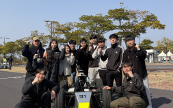 “경로 유지가 승부”…트랙 위 자율주행차, 대학생들의 밤샘 코드가 움직였다 [현장+]