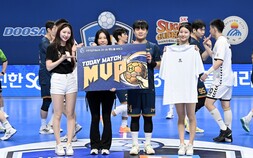 인천도시공사, 상무 피닉스 꺾고 정규리그 우승까지 1승 남겨 [H리그]
