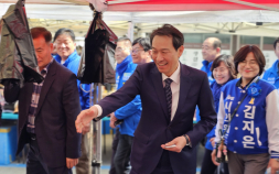 우상호, 동해 북평민속시장 찾아 민심 행보 [쿠키포토]
