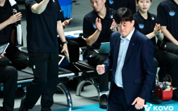 ‘챔프전 진출’ GS칼텍스 이영택 “선수들 대단해…우승 기회 꼭 잡을 것” [쿠키 현장]