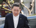 경찰, ‘13개 의혹’ 김병기 6번째 소환