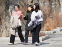 날씨가 최고 영업사원…1분기 패션업계, 간만에 봄바람 분다