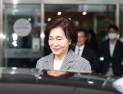 홍라희, 삼성전자 주식 3.1조원 매각…상속세 재원 마련