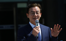 민주당 부산시장 후보, 전재수로 확정