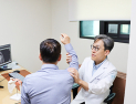심한 어깨통증과 운동 제한, 기능 회복 돕는 역행성 인공관절