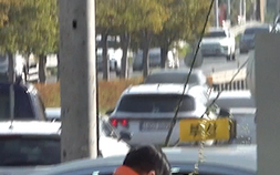 "어린놈이 부산시장?"…정이한, '커피테러' 뇌진탕…선거운동 중단