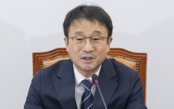 與 “국힘, 李대통령에 반말·가짜뉴스 도 넘어”