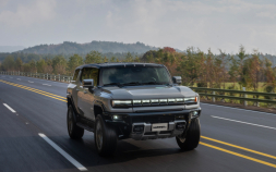 GMC, 허머 EV SUV로 전동화 오프로더 시장 공략 [주도권을 향한 질주, 신차열전]
