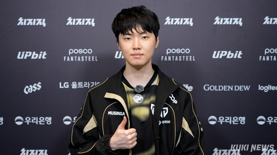 ‘쵸비’ 정지훈이 14일 서울 종로구 롤파크 LCK 아레나에서 쿠키뉴스와 인터뷰하고 있다. 쿠키뉴스 쿡깸